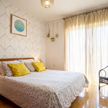 Daire Spacious By The Sea 8+4 Pula