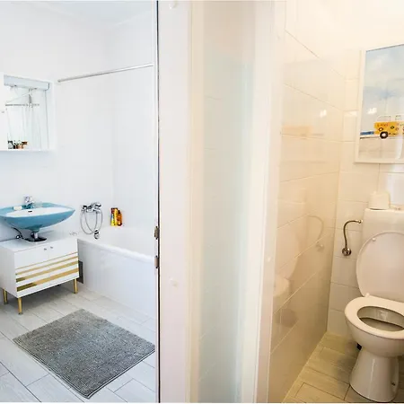 Spacious By The Sea 8+4