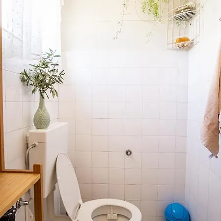 Apartman Spacious By The Sea 8+4 *