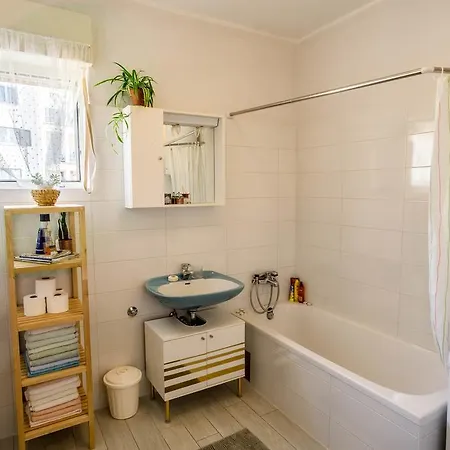 Apartman Spacious By The Sea 8+4 Pula