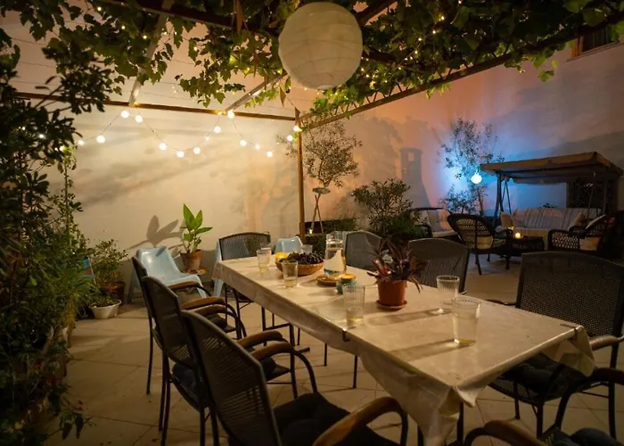 Spacious By The Sea 8+4 Apartment Pula