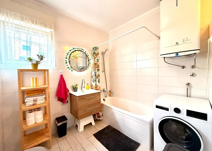 Apartment Spacious By The Sea 8+4 *