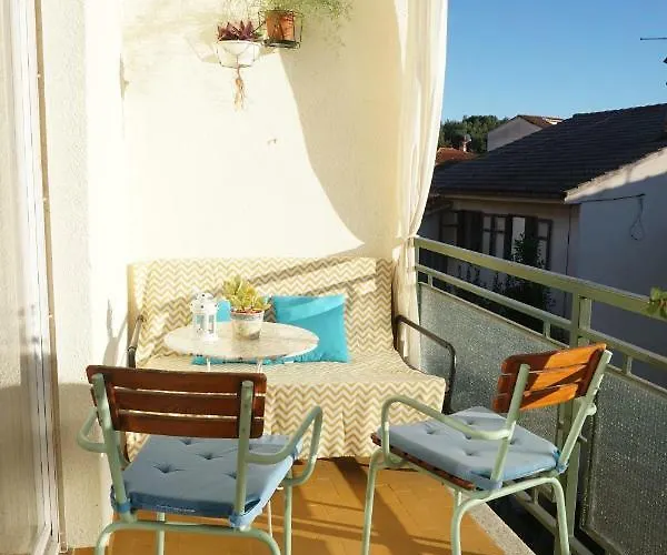 Spacious By The Sea 8+4 Appartement